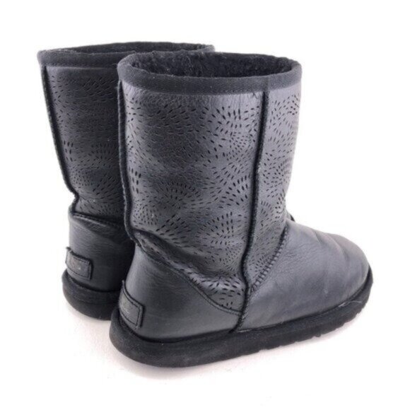 UGG Tiana Seaweed Perf Winter Boots 9 - Picture 5 of 13